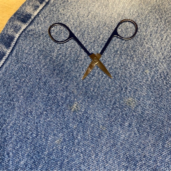 LL Bean Jeans Mens 42x34 Big Blue Denim Classic Fit Medium Wash Cotton Gorpcore - Picture 5 of 14